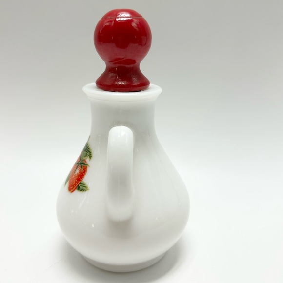 🍓🍨🛁Avon - Bubble Bath Milk Glass Empty Bottle “Strawberries And Cream” - Picture 6 of 16